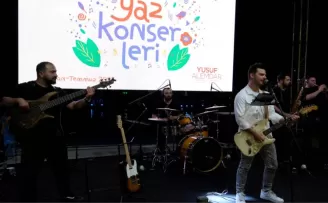 Sakarya Millet Bahçesi’nde müzik dolu akşam