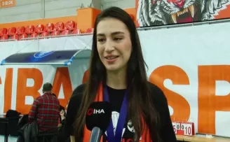 Saliha Şahin: 