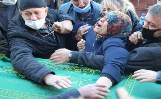 Samuray kılıcıyla katledilen genç mimarın cenazesinde gözyaşları sel oldu
