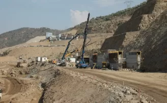 Sarıçay Barajında çalışmalar aralıksız devam ediyor
