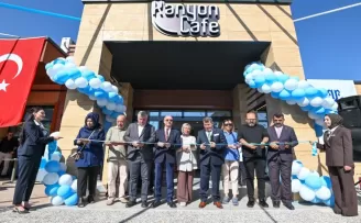 Selçuklu’da doğa ve mimarinin buluştuğu ’Kanyon Cafe’ açıldı