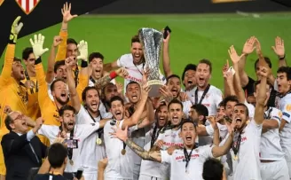 Sevilla kupasına kavuştu

