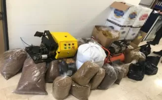 Silivri’de kaçak tütün operasyonu
