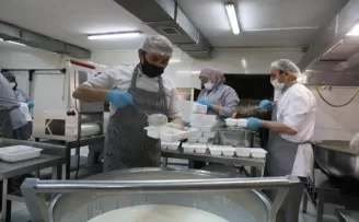 Sincan’da kısıtlama günlerinde ekipler çalışmalarına tam gaz devam ediyor
