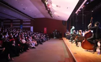 Sinema senfoni orkestrası Başakşehir’de sahne aldı
