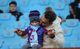 Spor Toto Süper Lig: Trabzonspor: 1 - DG Sivasspor: 0  (İlk yarı)