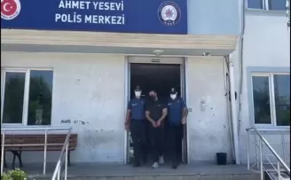 Sultanbeyli’de 22 ayrı suç kaydı bulunan hırsız yakalandı
