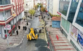 Sultangazi’de caddeler “ışıl ışıl“ bir görünüme kavuşuyor
