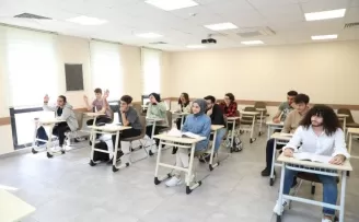 Sultangazi’de gelenek bozulmadı, YKS şampiyonları yine SEDA’dan çıktı

