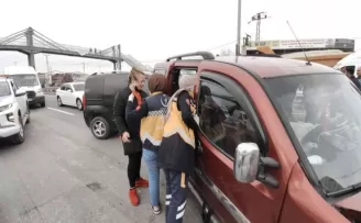 Sultangazi’de karasız sürücü zincirleme trafik kazasına neden oldu
