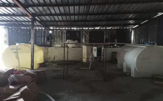 Sultangazi’de polisten sahte alkol imalathanesine baskın
