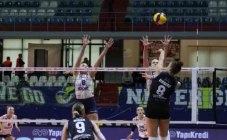 Sultanlar Ligi: Fenerbahçe: 3 - Sarıyer Belediyespor: 0
