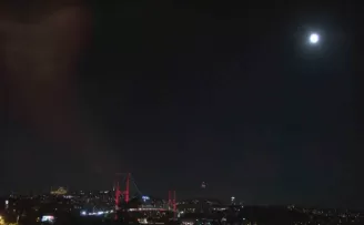 Süper Ay İstanbul’dan böyle görüntülendi
