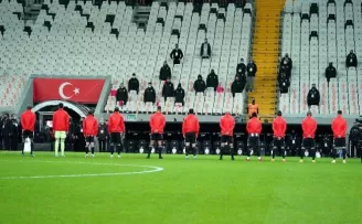 Süper Lig: Beşiktaş: 0 - BB Erzurumspor: 0 (Maç devam ediyor)
