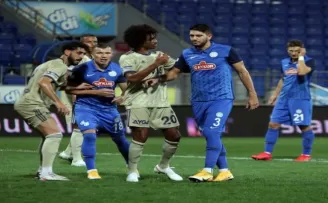 Süper Lig: Ç.Rizespor: 0 - Fenerbahçe: 0 (Maç devam ediyor)
