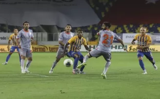 Süper Lig: MKE Ankaragücü: 1 - Medipol Başakşehir FK: 0 (İlk yarı)
