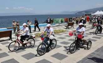 ’Süslü Bisikletler’in pedalları Mudanya’da temiz çevreye çevrildi