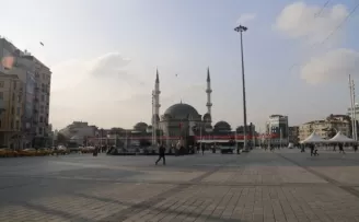 Taksim Camii’nde sona yaklaşıldı