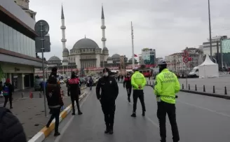Taksim’de helikopter destekli huzur uygulaması gerçekleştirildi
