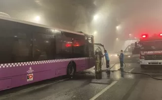 Taksim tünelinde otobüs yangını
