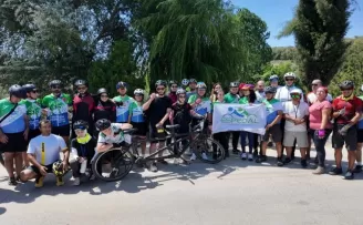 Tandem bisikletlerle Kocaeli’de umuda pedal çevirdi