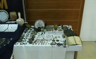Tarihi eser operasyonu polis kamerasında