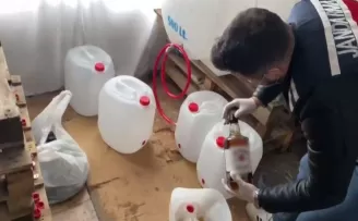 Tekel bayisi gibi ev
