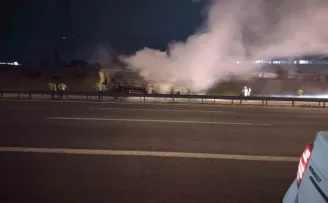 TEM Otoyolu’nda tır yangını
