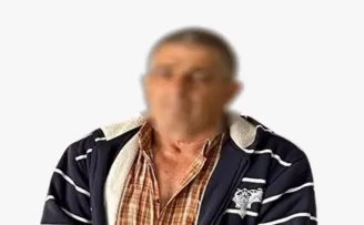 Tır dorsesinde 81 düzensiz göçmen yakalandı
