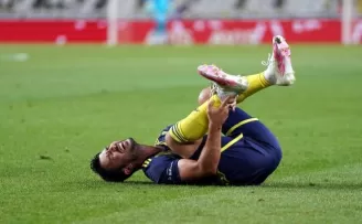 Tolgay Arslan devam edemedi!
