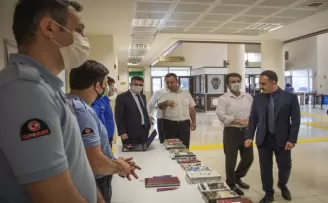  Trabzon'da Cezaevlerine kitap bağış kampanyası