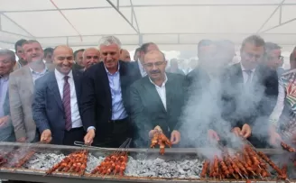 Trabzon’da ilk kez ciğer şöleni düzenlendi