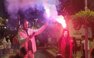 Trabzon’da kolbastılı yılbaşı kutlaması