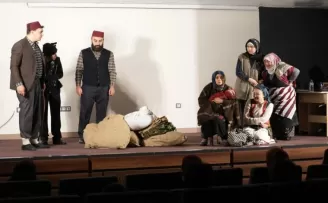 Trabzon’un kayıp yılları ilçelerde sahneye taşınıyor