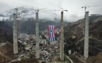 Trabzonspor’un şampiyonluk kutlamaları Artvin’den başladı
