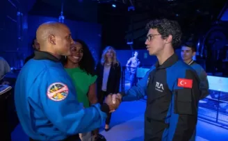 Türk astronot Atasever’den nostaljik ve hedef mesajlı paylaşım