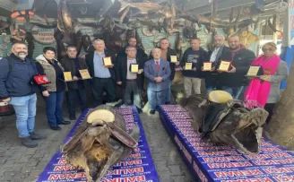 Türkiye Deniz Canlıları Müzesi’ne gazetecilerden 15 plaket birden verildi
