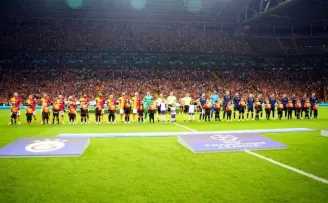 UEFA Şampiyonlar Ligi: Galatasaray: 0 - Kopenhag: 0 (Maç devam ediyor)
