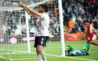 Umut Nayir, Beşiktaş’a veda etti
