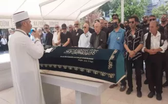 Ünlü oyuncu Osman Wöber son yolculuğuna uğurlandı
