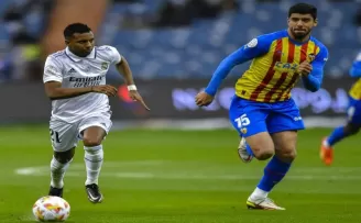 Valencia, Cenk Özkacar’ın bonservisinin alındığını açıkladı
