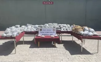 Van sınır hattında büyük operasyon! 165 kilogram uyuşturucu yakalandı