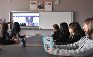 Van Tuşba’da gazeteciliğin inceliklerini öğreniyorlar