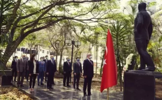 Venezuela’da 23 Nisan coşkusu
