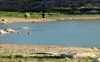 Yasağı dinlemediler, Sazlıbosna Barajı’nda ağ ile balık tuttular
