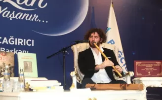 Yazar Mengüç, mutluluğun formülünü anlattı
