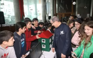 Yenilikçi öğrencilerin projeleri Eyüpsultan’da sergilendi
