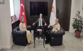 YKS’ye giren en genç ve en yaşlı aday ÖSYM’de bir araya geldi
