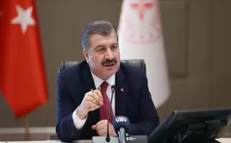 Bakan Koca: Liglerin başlamasında sorumluluk federasyonun!