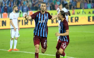 Trazonspor'un efsaneleri Lille'de estiriyor! 